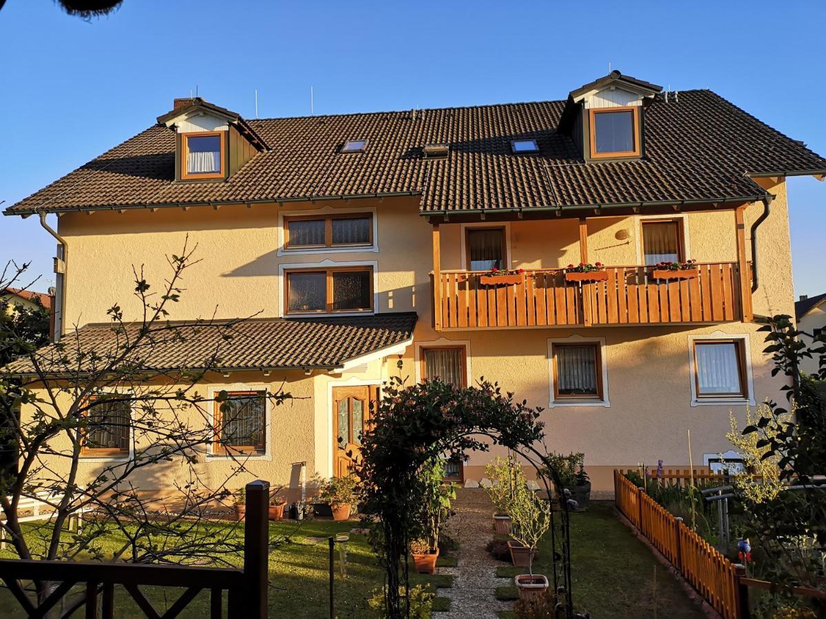 Pension Schwaiger Bad Gögging Buitenkant foto