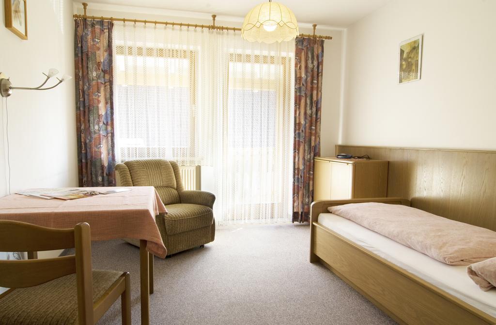 Pension Schwaiger Bad Gögging Kamer foto